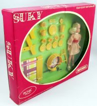 Suky - Picnic playset with 5.5\  doll - Matchbox 1974