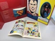 Superman - Superman Masterpriece Edition - Statue, Book and Comics - Chronicle Book (1999)