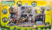 Teenage Mutant Ninja Turtles - 2003 - Turtle Lair Playset