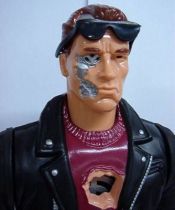 Terminator 2 - Kenner - Talking 14\\\'\\\' T-800 Ultimate Terminator