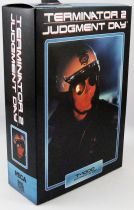 Terminator 2 - T-1000 Motorcycle Cop Ultimate Figure - Neca