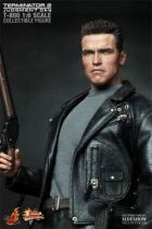 Terminator 2: Judgment Day - Hot Toys / Sideshow - T-800