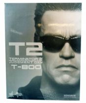 Terminator 2: Judgment Day - Hot Toys / Sideshow - T-800