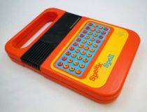 Texas Instruments - Speak & Spell 1978 (loose in box)