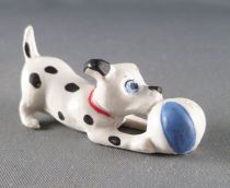The 101 dalmatians - Jim figure - Puppy plays with ball (blue) red collar