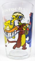 The Aristocats - Amora Mustard Glass - Scat Cat\'s band in the street