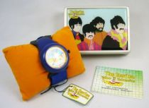 the_beatles_yellow_submarine___montre_de_poignet_a_aiguilles___gmt_corp.__1_