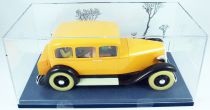 The Cars of Tintin (1:24 scale) - Hachette - #68 Wang Jen Ghié\'s Car (The Blue Lotus)