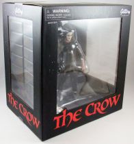 The Crow - Diamond Select - Eric Draven 9\  pvc statue Gallery Diorama