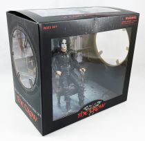 The Crow - Diamond Select - Eric Draven in Chair 7\  action-figure (SDCC 2021 Exclusive)