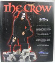 The Crow - Diamond Select - Eric Draven on rooftop 9\  pvc diorama statue