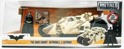 The Dark Knight - Jada - Batmobile (version camoufl�e) m�tal 1:24�me avec figurine Batman