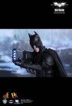 The Dark Knight Rises - Batman/ Bruce Wayne - 12\  figure - Hot Toys DX12