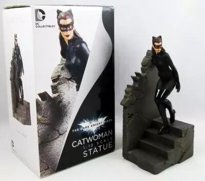 The Dark Knight Rises - Catwoman - 1:12 scale Statue - DC Collectibles