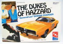 Sherif fais moi peur! - AMT ERTL - 1969 Dodge Charger General Lee 1-25ème Model Kit 01