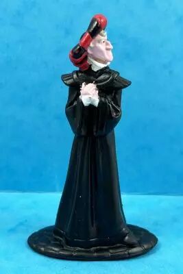 The Hunchback of Notre Dame - Nestl� 1996 PVC Figures - Frollo