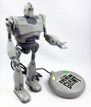 The Iron Giant - Trendmasters -  10inches Remote Control Action Figure 