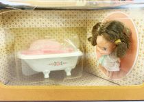 The Littles - Mattel - Diecast Furnitures: Bathtub with Daphne Ref.1792