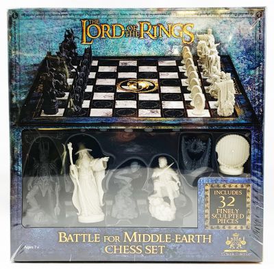 Lord Of The Ring Chess Set Battle for Middle-Earth New Noble Collection Set LOTR 
