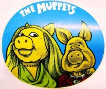The Muppet Show - Promotional Sticker 1977 - Miss Piggy & Link Hogthrob