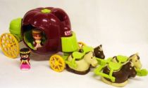 The Mysterious Pumpkin - King Cedric\'s and Queen Petunia\'s carriage - Vulli