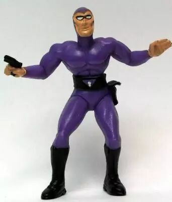 The Phantom (Lee Falk) - Yolanda PVC figure - The Phantom with gun