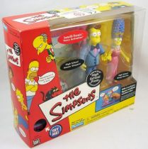 The Simpsons - Playmates - High School Prom with Homer Simpson & Marge Bouvier (1)