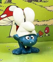 The Smurfs - Bully - 20084 Hands standing Smurf (red short)