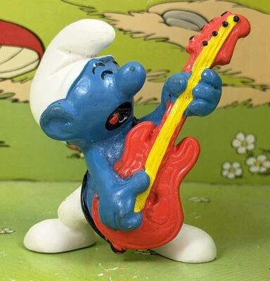 The Smurfs - McDonald\'s 1996 (20023) Guitar bass Smurf (MD 9601)