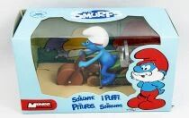 The Smurfs - Mondo Motors - Handy Smurf on motorcycle