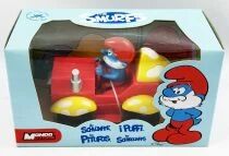 The Smurfs - Mondo Motors - Papa Smurf in car