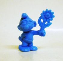 The Smurfs - Premium Figure OMO - Smurf with flower