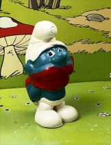 The Smurfs - Schleich - 20004 Shiver Smurf (red scarf)