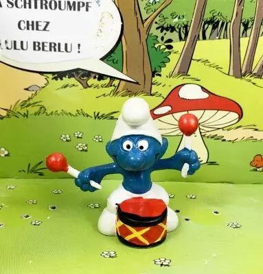 The Smurfs - Schleich - 20009 Drummer Smurf (Made in Portugal)