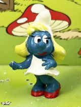 The Smurfs - Schleich - 20034 Smurfette first version (red shoes)