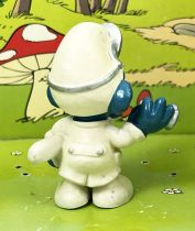 The Smurfs - Schleich - 20037 Doctor Smurf (W.Berrie Co.)