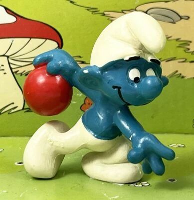 The Smurfs - Schleich - 20051 Bowling Smurf (red bowl)