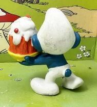 The Smurfs - Schleich - 20100 Greedy Smurf yellow cake