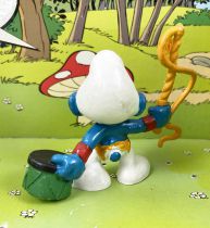 The Smurfs - Schleich - 20115 Tamer Smurf (orange whip and short green seat)