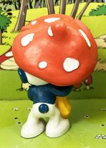 The Smurfs - Schleich - 20118 Mushroom Smurf (Made in Hong Kong)