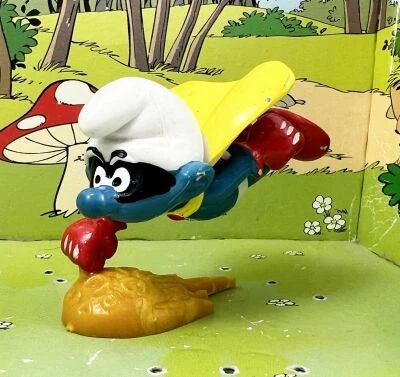 The Smurfs - Schleich - 20127 Super-Smurf on Comet (Made in Portugal)