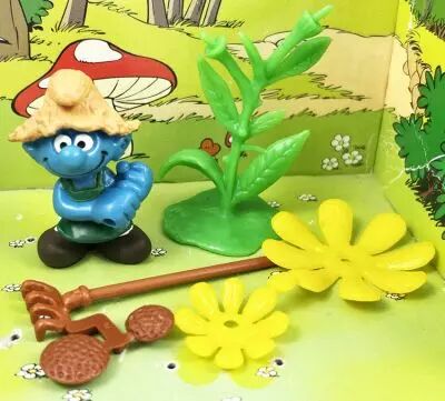 The Smurfs - Schleich - 20138 Gardener Smurf with Flowers (Made in China)