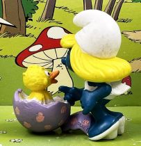 The Smurfs - Schleich - 20489 Smurfette with Easter egg with bird  (Made in Portugal)