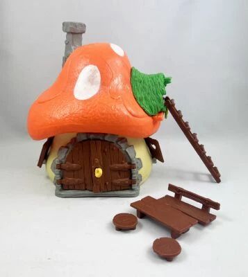 The Smurfs - Schleich - 40001 Smurf  Big House (loose with accessories)
