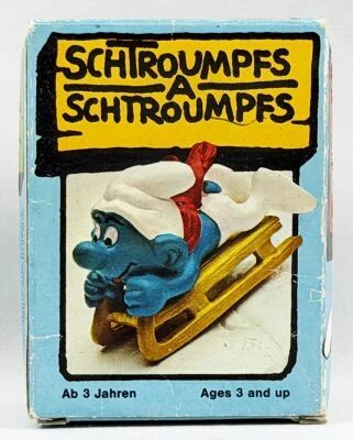 The Smurfs - Schleich - 40201 Smurf with Sledge (Mint in Box)