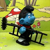 The Smurfs - Schleich - 40202 Smurf chimney sweeper (light gray trousers)