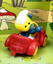 The Smurfs - Schleich - 40210 Smurf driving red car