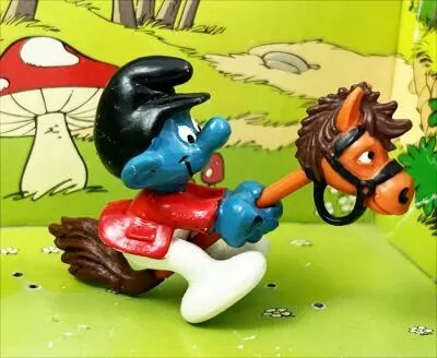 The Smurfs - Schleich - 40214 Smurf on Hobby Horse