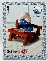 The Smurfs - Schleich - 40220 Schoolboy Smurf on school\'s bench (New Look Box)