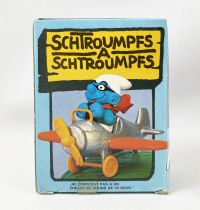 The Smurfs - Schleich - 40222 Smurf in plane (mint in box)